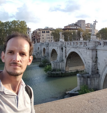 Professor Dr. Michell Macedo